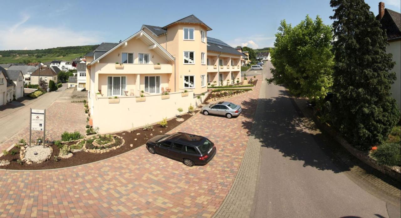 Weingut Matthias Dostert / Culinarium Hotel Nittel Exterior foto